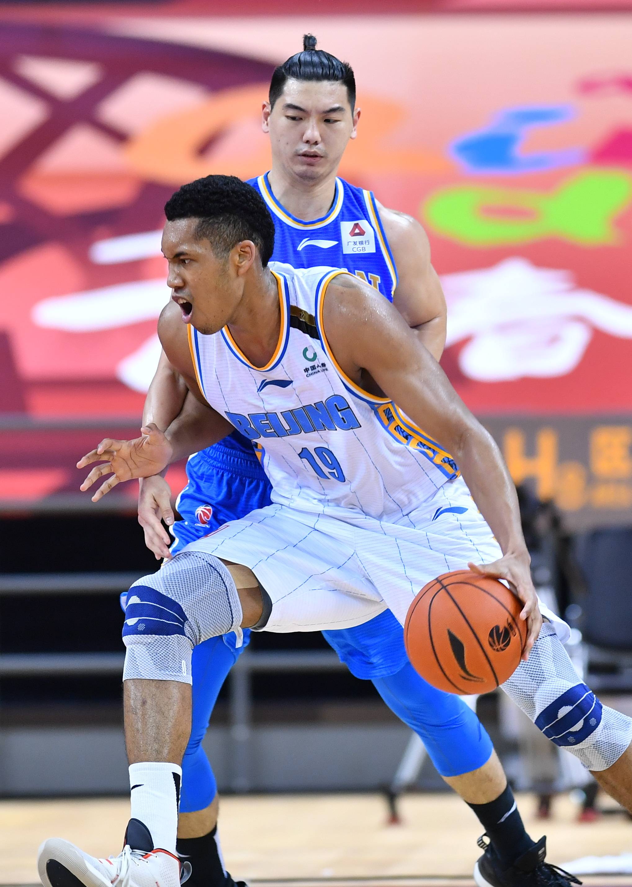 成为众多球 成为众多球